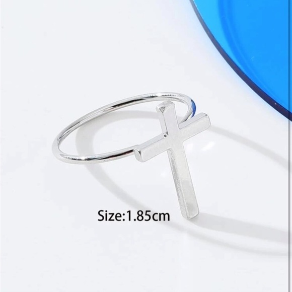 SILVER CROSS RING - Picture 4 of 4